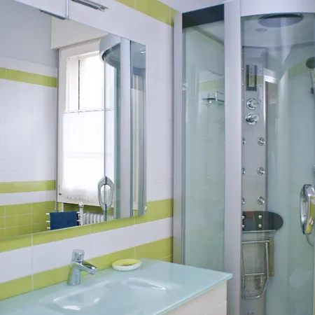 Tami Holidays Apartamento *